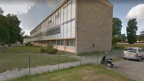 Saint-Gildas-des-Bois : un collège confiné, un homme recherché