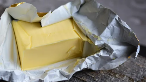 La production de lait recule, le beurre pourrait manquer cet...