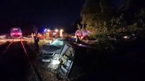 Loire-Atlantique : une voiture a été percutée par un train sur un...