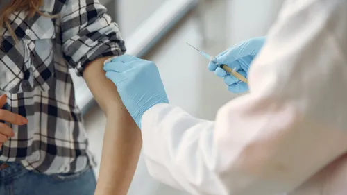 Étudiant nantais mort après avoir été vacciné avec AstraZeneca : le...