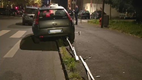 Au Mans, il escalade le mobilier urbain et abandonne sa voiture