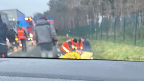 Ecommoy : un piéton meurt percuté sur la route
