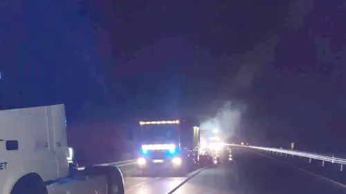 Sur l'A11, le camion prend feu vers 3h du matin