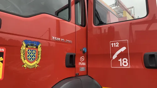 Feux de végétation : des bâtiments touchés en Sarthe et en Mayenne