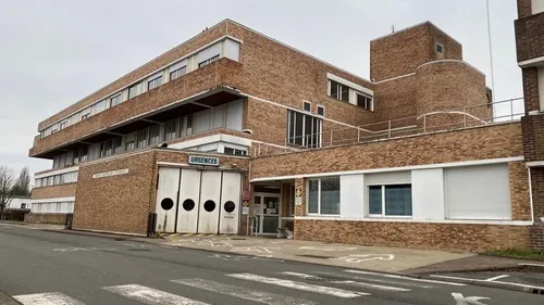 Saint-Calais : un pan de mur s'effondre à l'hôpital
