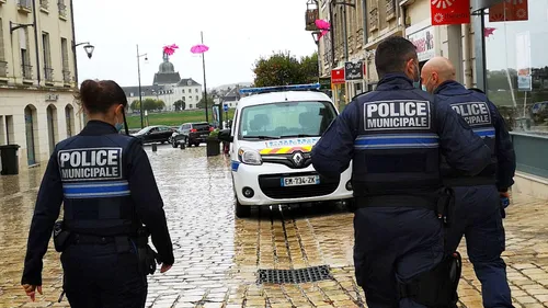 Police municipale armée à Blois : "Répondre à une hausse de la...