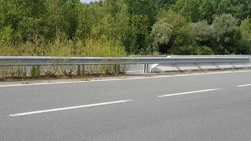 Lisieux : une glissière béton à la place des rails métalliques