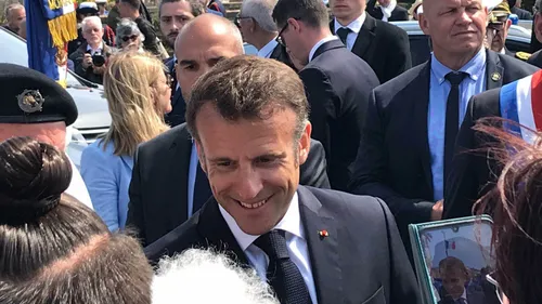 Normandie : Emmanuel Macron a célébré le 79e anniversaire du...