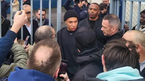 Kylian Mbappé à Caen, au chevet du Stade Malherbe