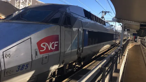 Une personne heurtée par un TGV à La Suze-sur-Sarthe