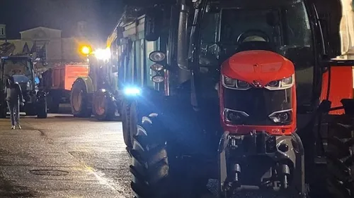 Les agriculteurs sarthois vérifient le chargement des camions