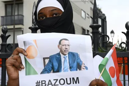 Niger: le président déchu Mohamed Bazoum saisit la justice...