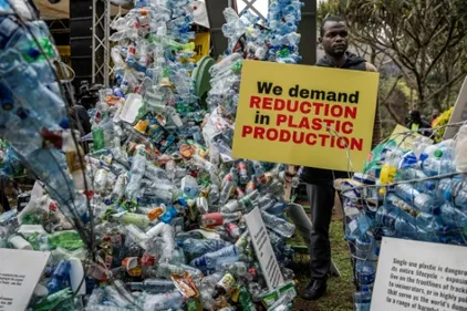Au Kenya, coup d'envoi des négociations pour réduire la pollution...