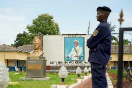 RDC: à Gbadolite 25 ans après Mobutu, ruines et nostalgie