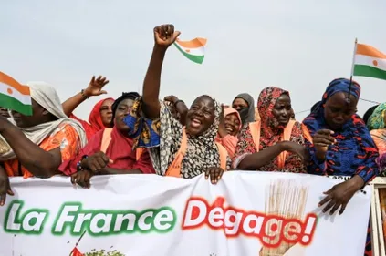Niger: le bras de fer entre le régime militaire et la France se...