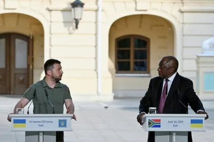 Ukraine: Zelensky rejette la médiation africaine en pleine...