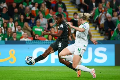 Mondial: Asisat Oshoala, un but, des records et une image