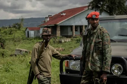 RDC: le M23 se retire d'un camp militaire, espoir prudent des...