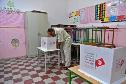 Tunisie: la Constitution de Kais Saied en passe d'être adoptée