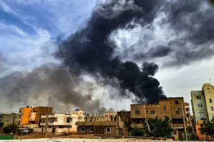 Après sept mois de guerre, le Soudan face à un risque d'éclatement