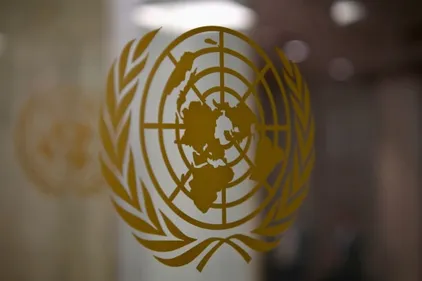Libye: l'ONU, divisée, prolonge de seulement trois mois sa mission...