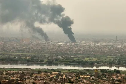 Echanges d'obus au dessus du Nil à Khartoum, des atrocités...
