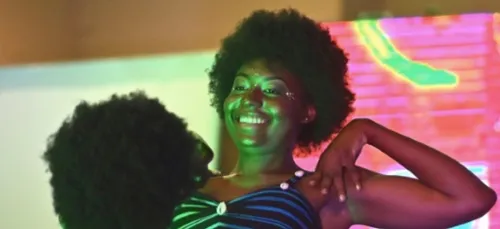 Côte d'Ivoire: un concours "Miss Nappy" pour promouvoir les cheveux...
