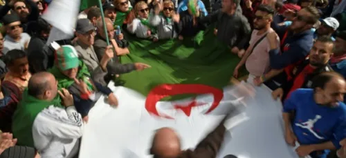 Algérie/"Hirak": nouvelles manifestations, arrestations et...