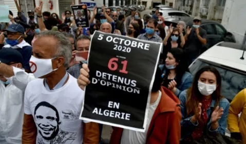 Algérie/anniversaire: marches du "Hirak" malgré l'interdiction de...