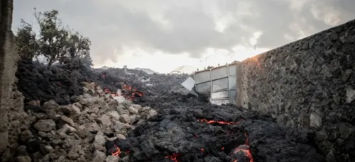 Est de la RDC: la lave du volcan Nyiragongo s'immobilise aux portes...