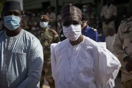 Nouvelle crise au Mali: les militaires emmènent le président et le...