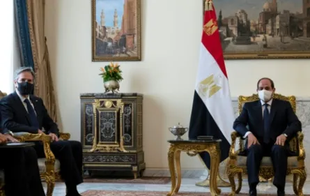 Au Caire, Blinken s'entretient avec Sissi, veut consolider la trêve...