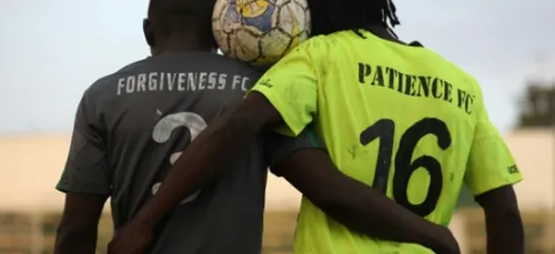 Jos, ville explosive du Nigeria, fait la paix autour du football