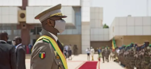 Le Mali dans une nouvelle phase: une foule de chantiers en temps...