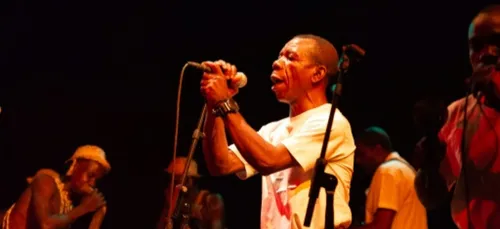 Centrafrique: un musicien franco-algérien rapproche des ethnies sur...