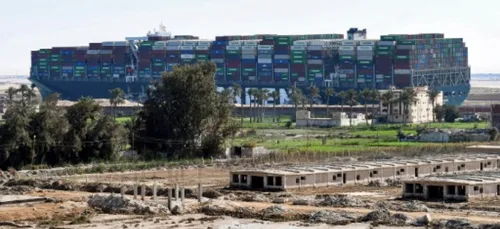 Canal de Suez: accord sur l'Ever Given, le navire libéré mercredi