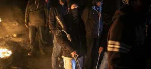 "Des pillards ? Nous on tire": peur et tensions raciales en Afrique...