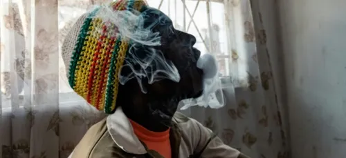 Zimbabwe: le crystal meth pour oublier le "stress d'être improductif"