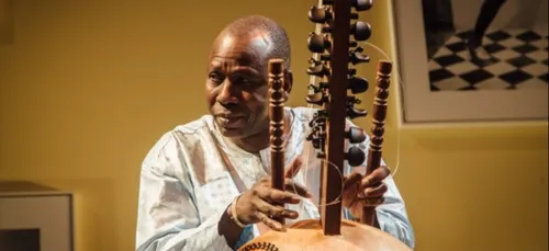 Instrument de Ballaké Sissoko endommagé aux Etats-Unis: le Mali...