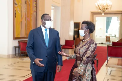 Francophonie : Louise Mushikiwabo en visite à Dakar