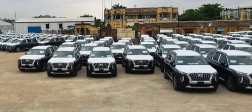 RDC : L'octroi d'un véhicule de luxe à chacun des 500 députés par...