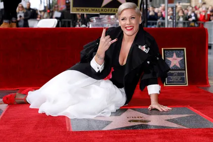 L'étoile de la chanteuse Pink brille désormais à Hollywood