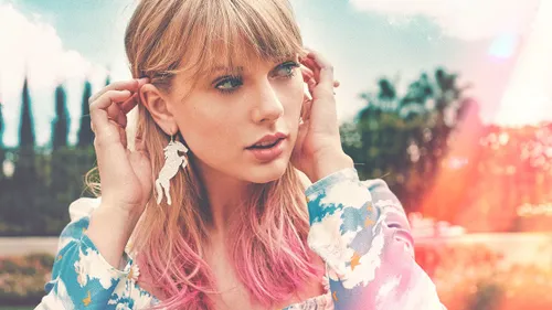 The Voice : Taylor Swift chantera sur le plateau, samedi !