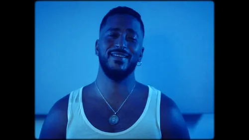Slimane reprend "Je l’aime à mourir" pour sa cover de février !