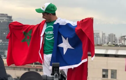 (Vidéo) Un marocain marche sur un câble 50 mètres au-dessus du vide...