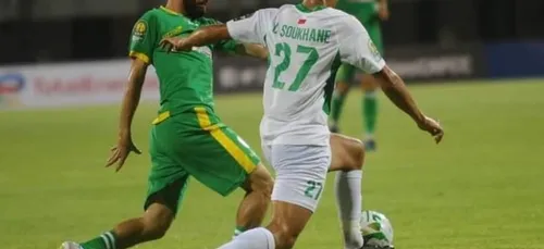 Le Raja Casablanca remporte la Coupe de la CAF contre le JSK