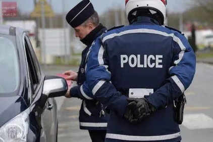 Un passager dans le coffre