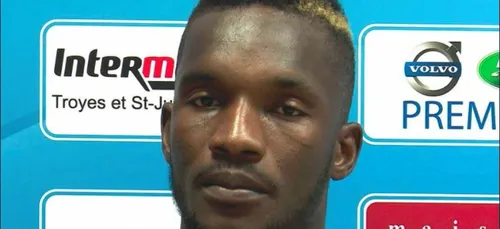 L'Estac sanctionne Adama Niane
