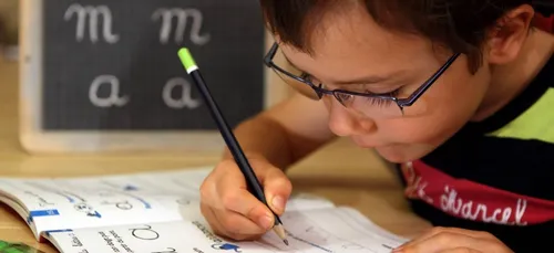 A cause des écrans, l'écriture des enfants est menacée
