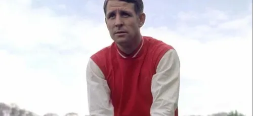 Une statue pour Raymond Kopa